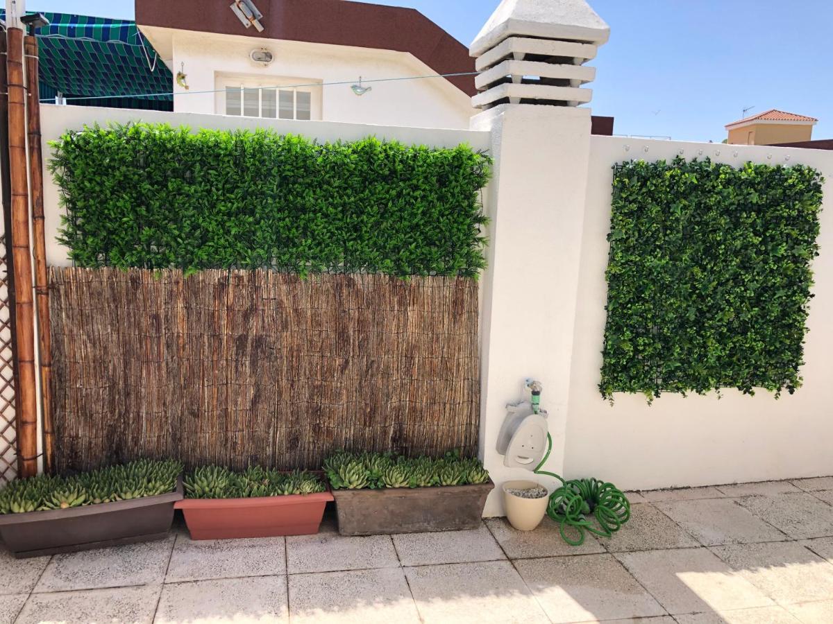 El Cortijuelo. Magnificent Triplex Terraced House With Rooftop Of 18M2, Overlooking The Sea. Parking Torremolinos Bagian luar foto