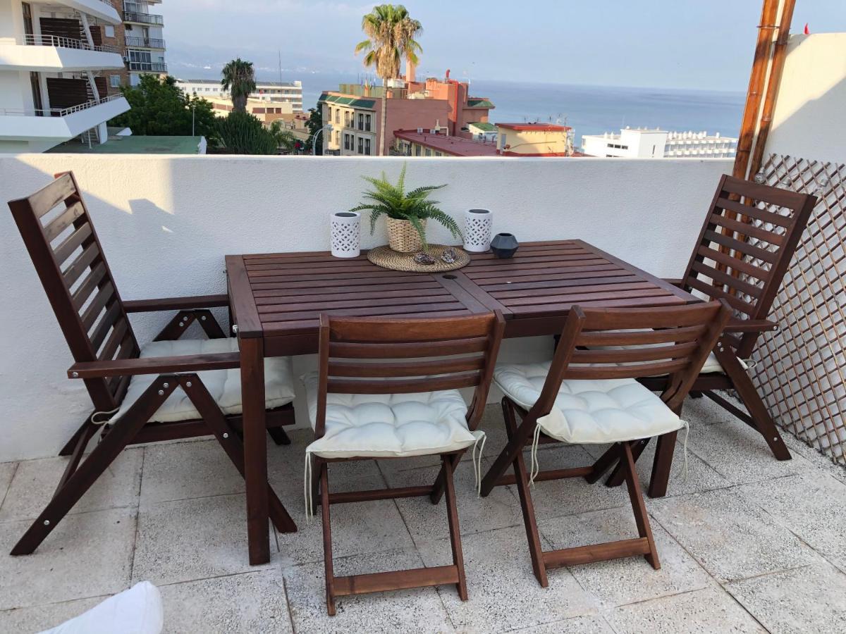El Cortijuelo. Magnificent Triplex Terraced House With Rooftop Of 18M2, Overlooking The Sea. Parking Torremolinos Bagian luar foto