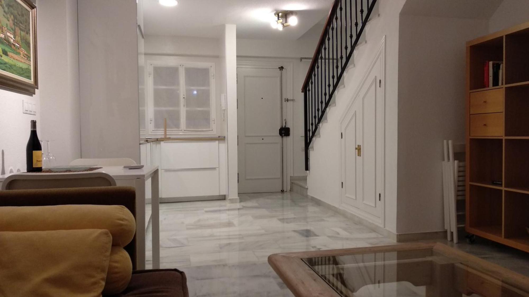 El Cortijuelo. Magnificent Triplex Terraced House With Rooftop Of 18M2, Overlooking The Sea. Parking Torremolinos Bagian luar foto