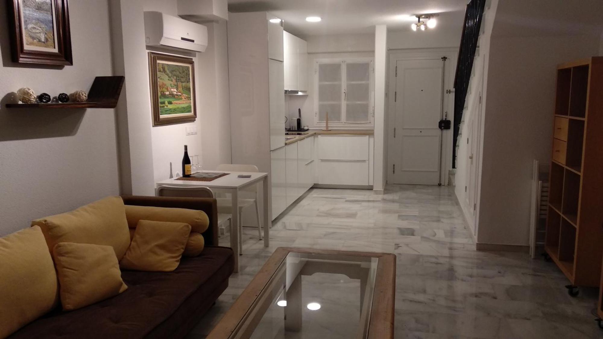 El Cortijuelo. Magnificent Triplex Terraced House With Rooftop Of 18M2, Overlooking The Sea. Parking Torremolinos Bagian luar foto