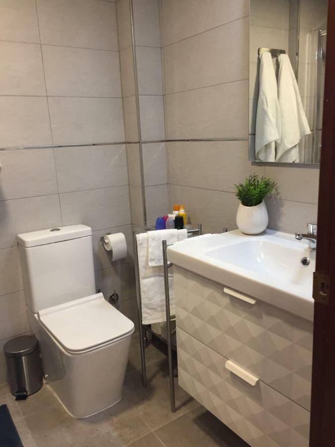 El Cortijuelo. Magnificent Triplex Terraced House With Rooftop Of 18M2, Overlooking The Sea. Parking Torremolinos Bagian luar foto