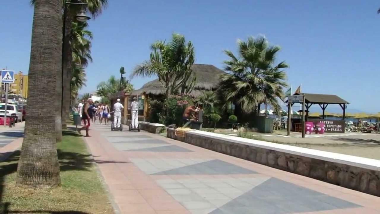 El Cortijuelo. Magnificent Triplex Terraced House With Rooftop Of 18M2, Overlooking The Sea. Parking Torremolinos Bagian luar foto